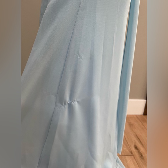 🌟3x Host Pick🌟Women’s Blue Christina Wu Chiffon Gown - Picture 6 of 12